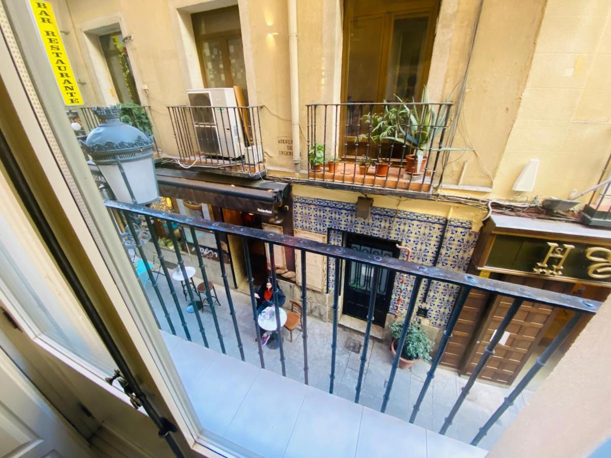 Apartamentos Puzzle Madrid Sol Eksteriør billede
