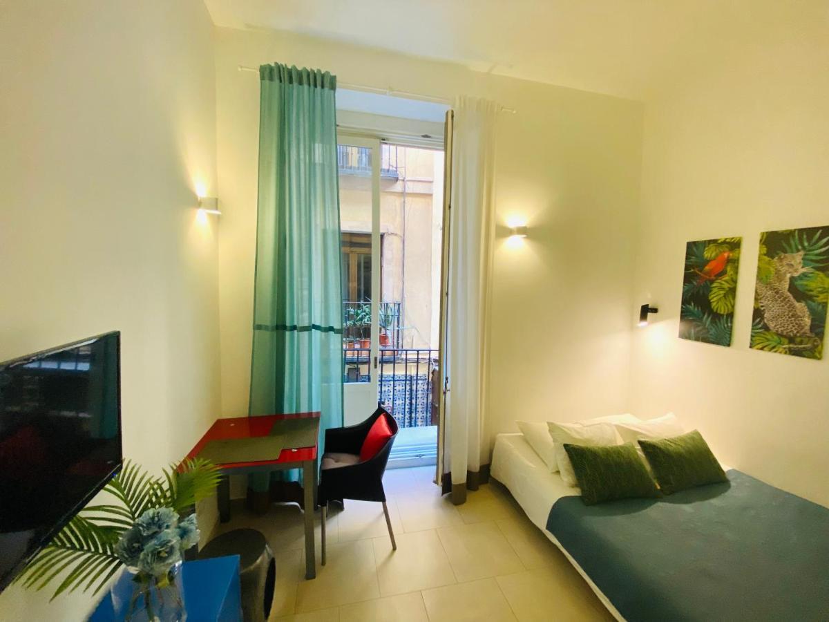 Apartamentos Puzzle Madrid Sol Eksteriør billede